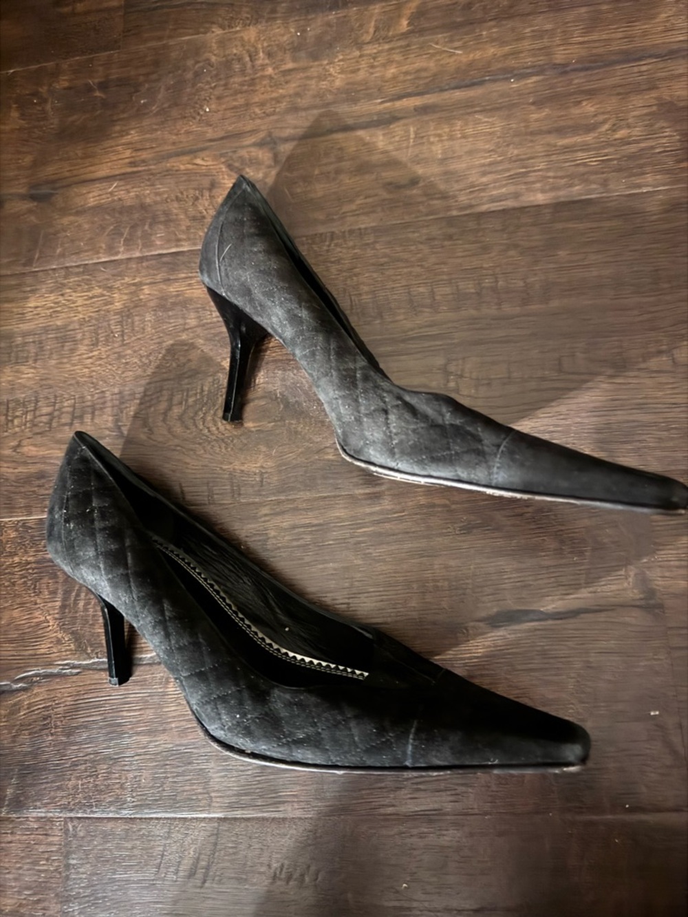 Adrienne Vittadini Black Quilted Pointed-Toe Pumps